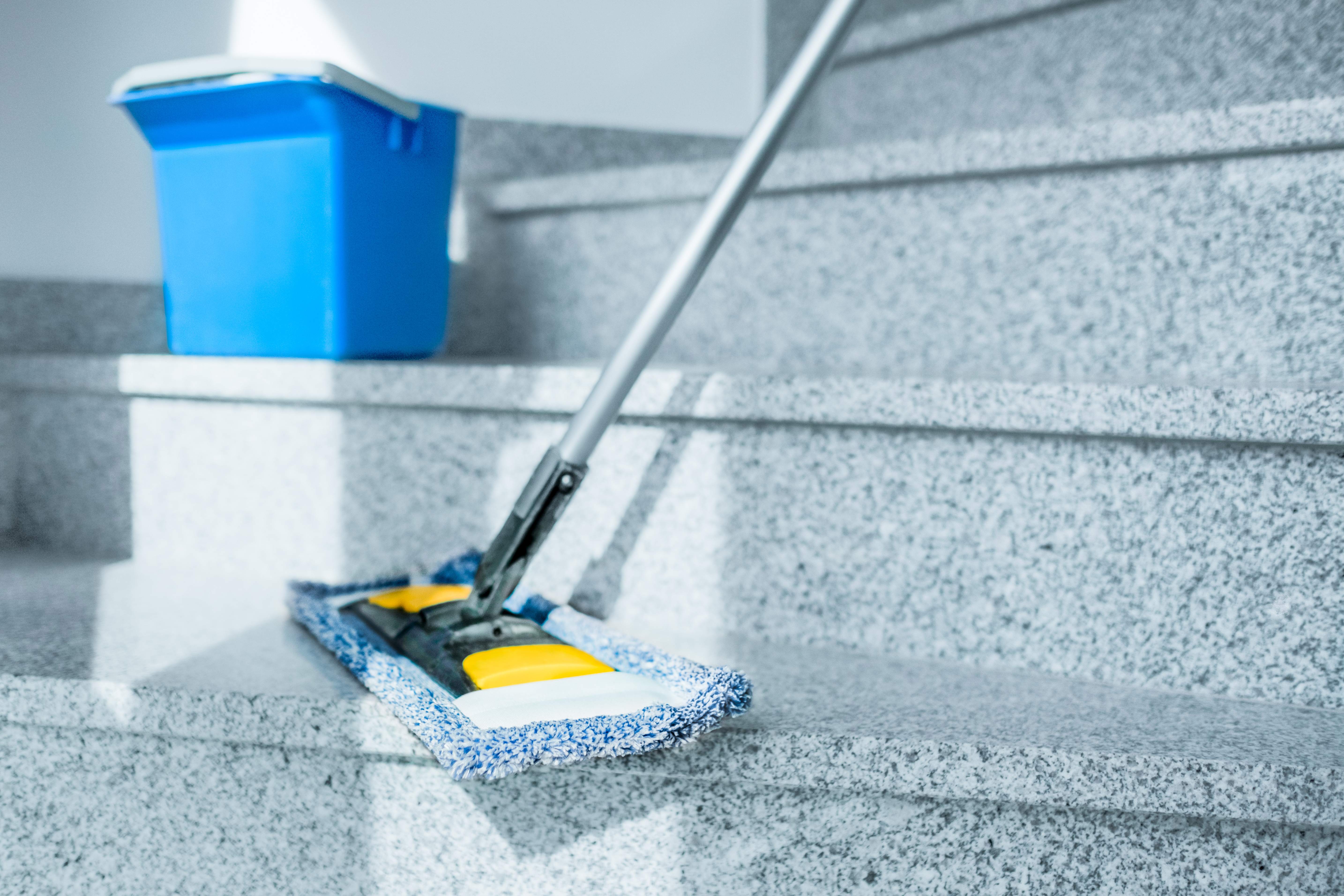 Professionelle Treppenhausreinigung von Sun Facility Management