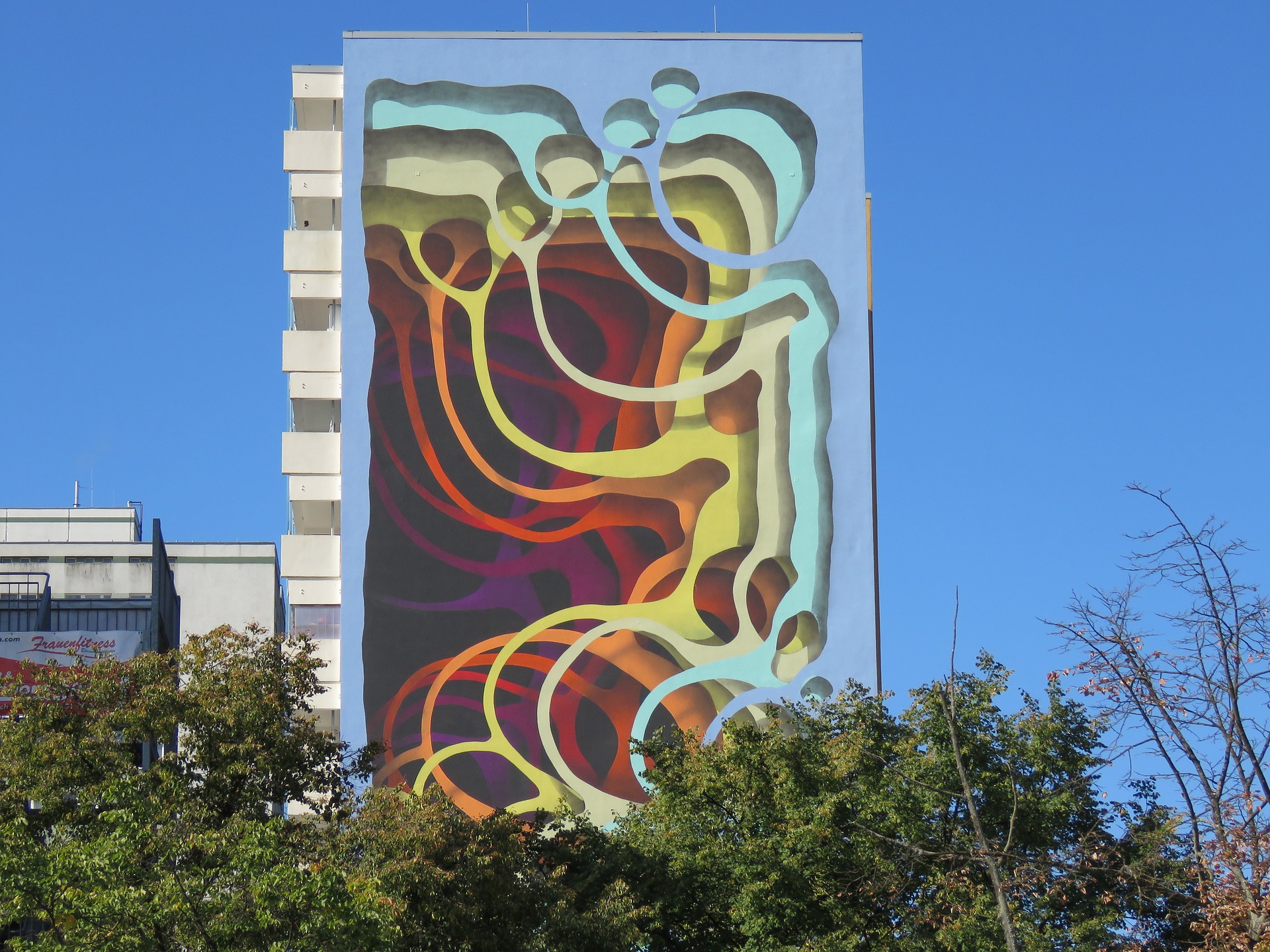 Street-Art-Mural Berlin-Lichtenberg – Mars Umzüge