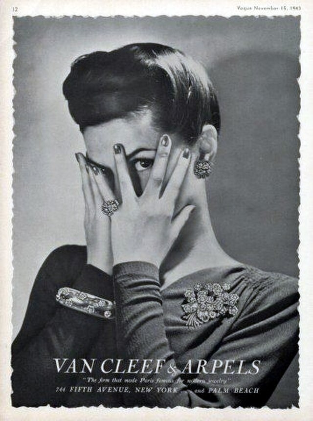 Van Cleef & Arpels Vogue advertisement from 1943