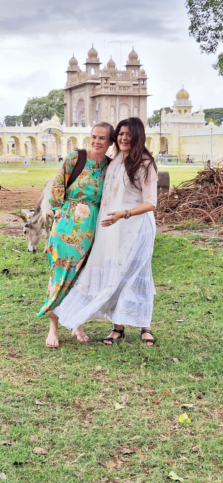 Deepshikha with retreat participant at historic palace