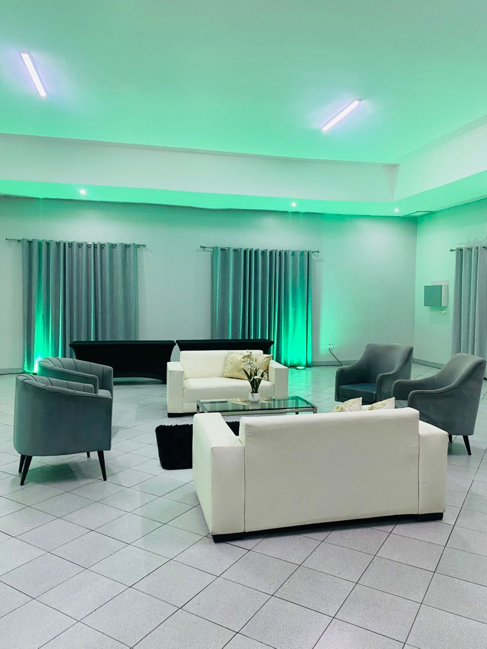 Elegant Lounge