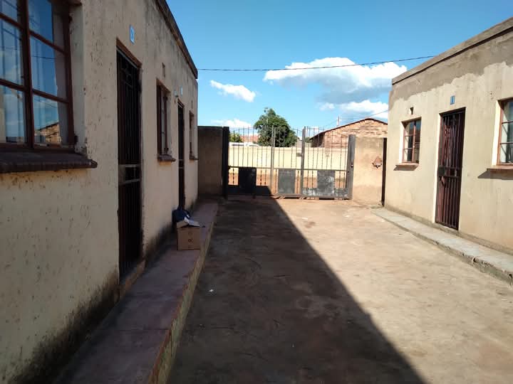 Spacious Room in Soshanguve 
