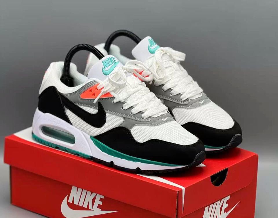 Nike Air Max Correlate