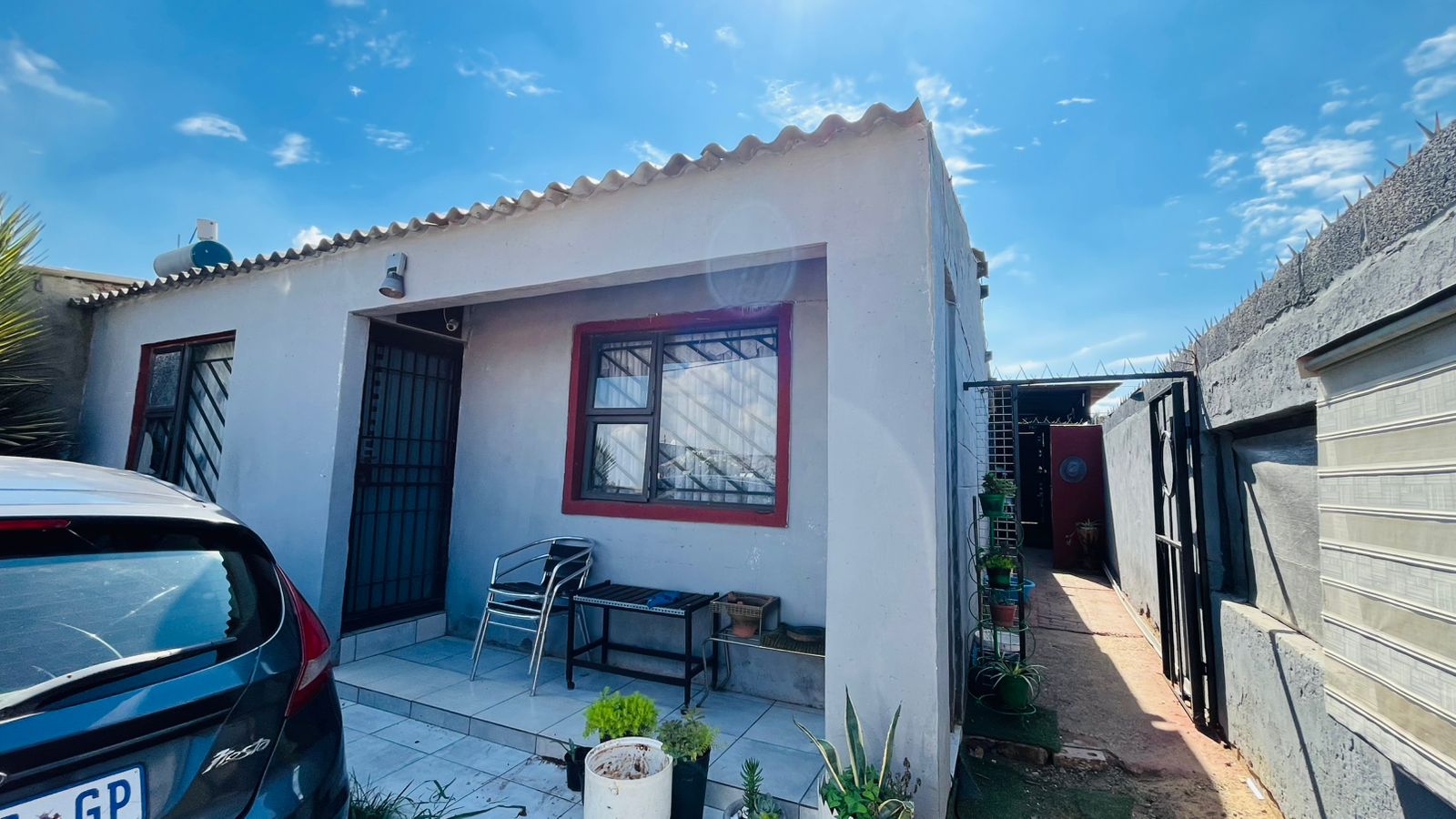 Neat Cottage for Rent
