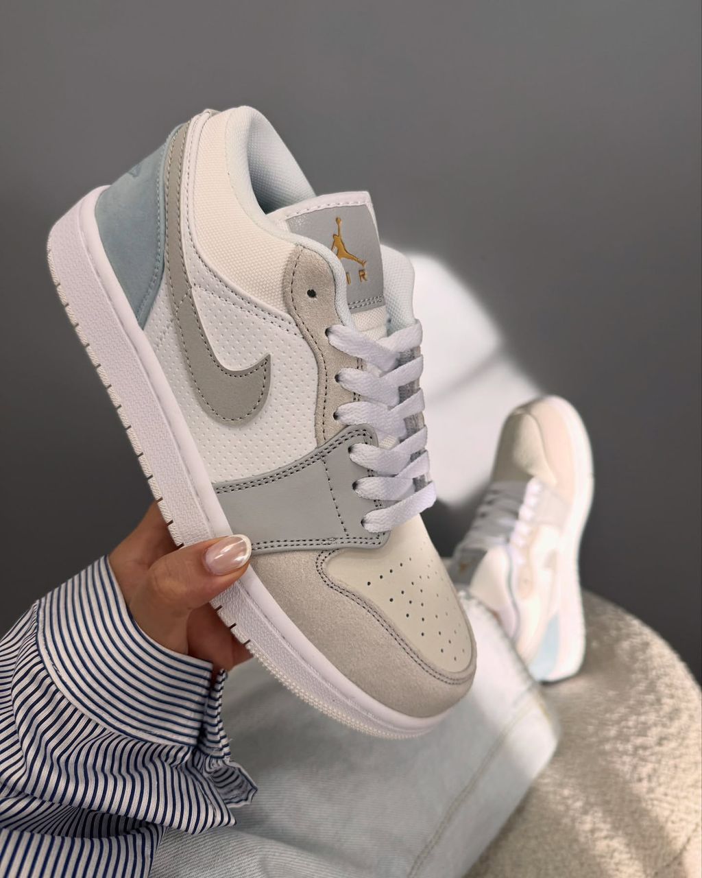 Air Jordan 1 Low Gris