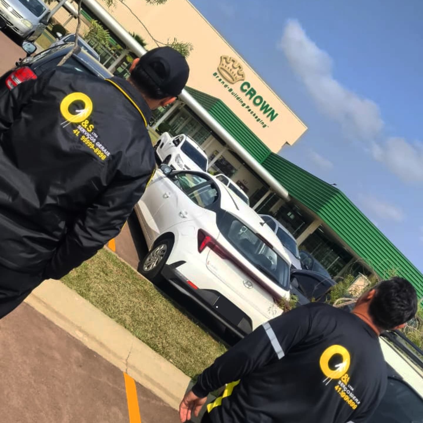 Equipe Altekon na Crown Packaging