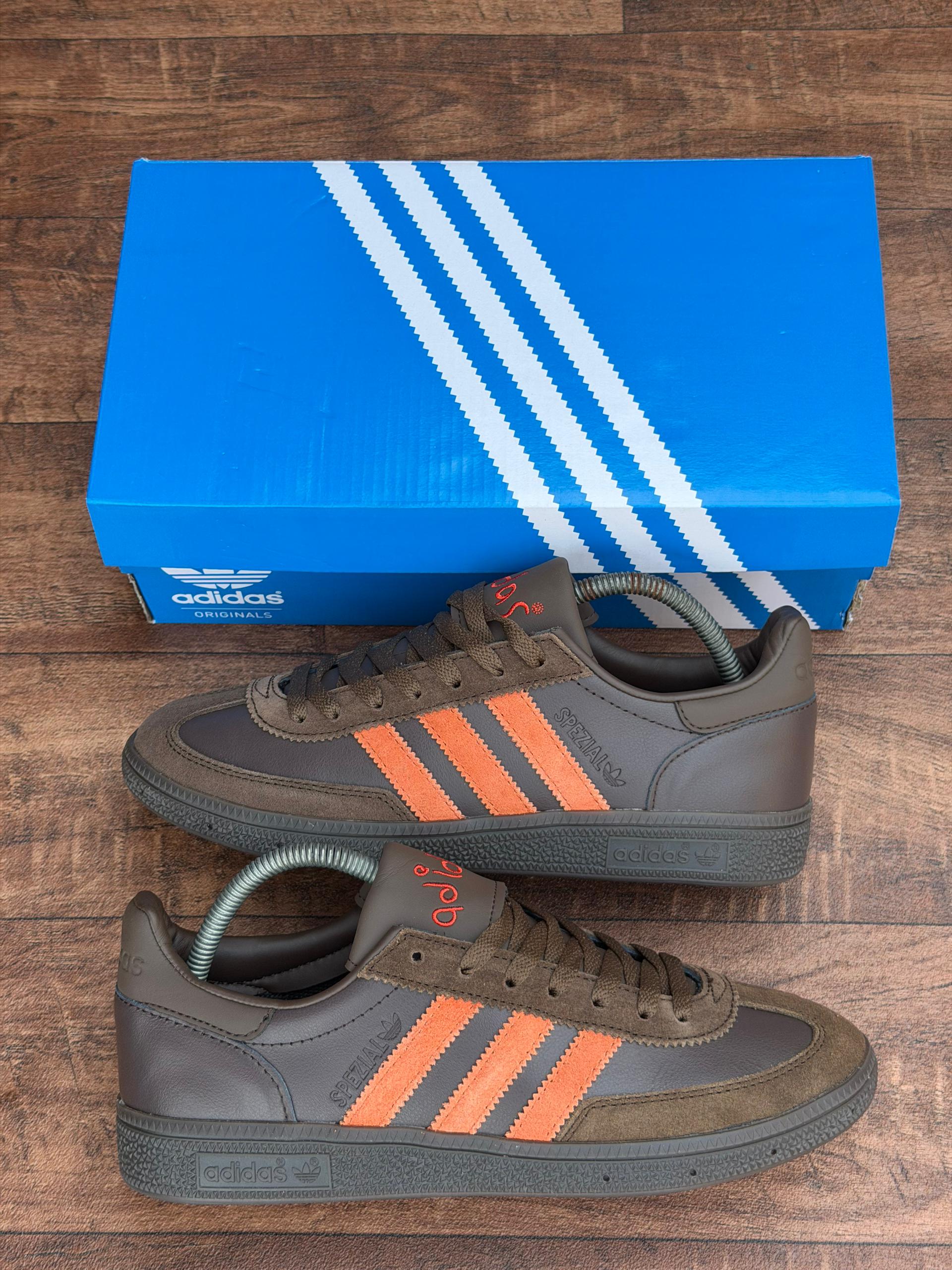 Adidas Spezial Brown Orange - Vue 3
