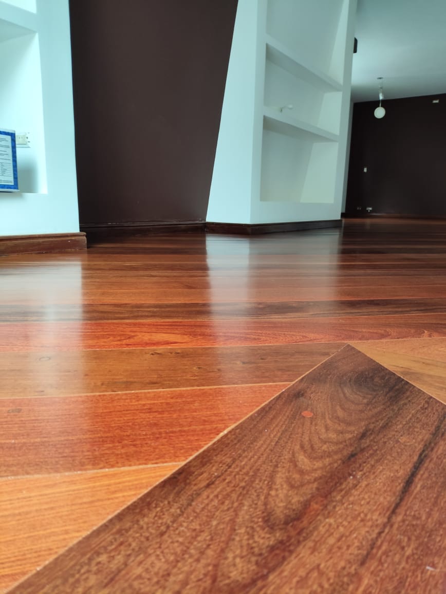 Restauração de piso de madeira
