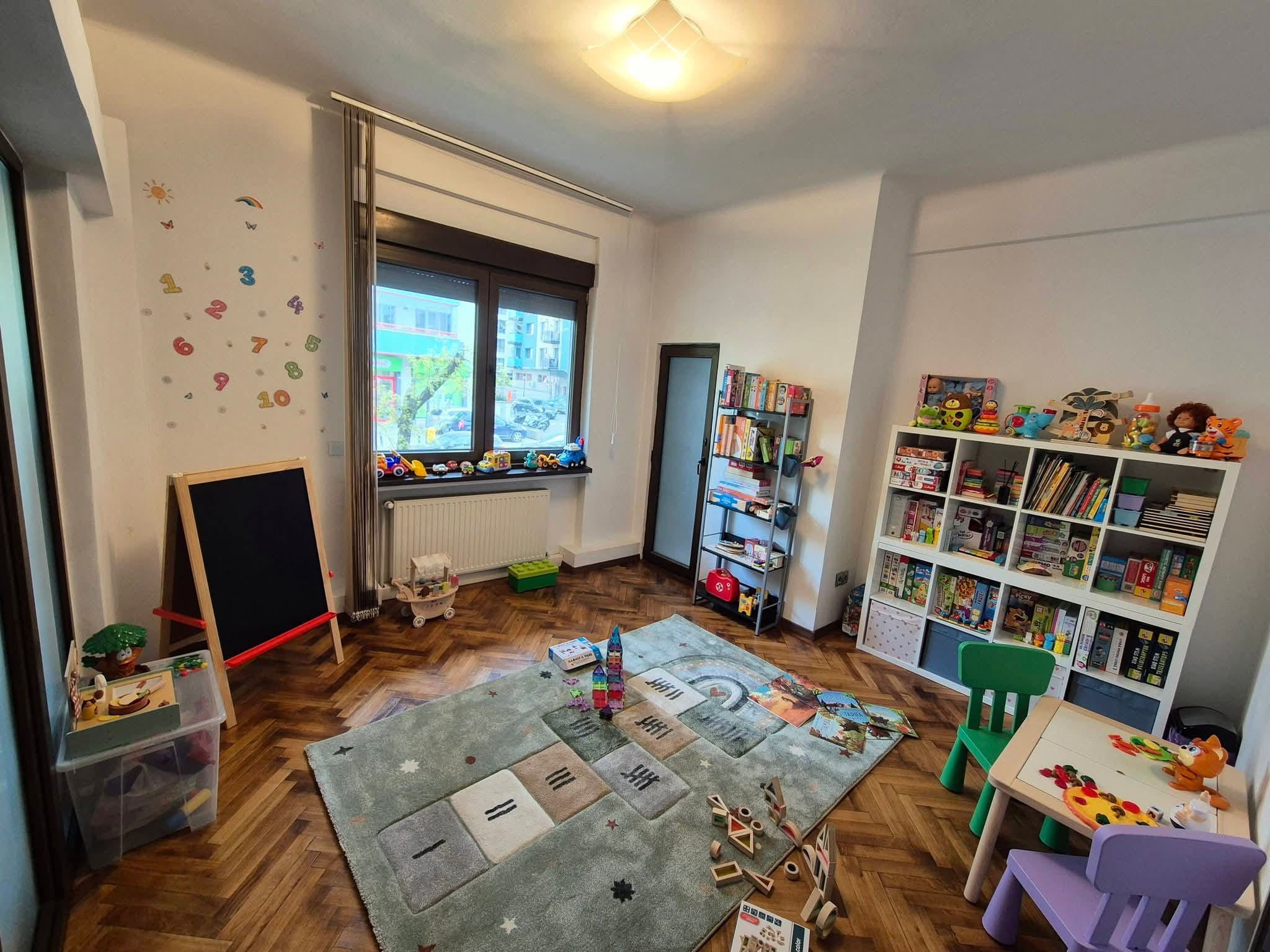 Palete colorate pentru terapie vizuală