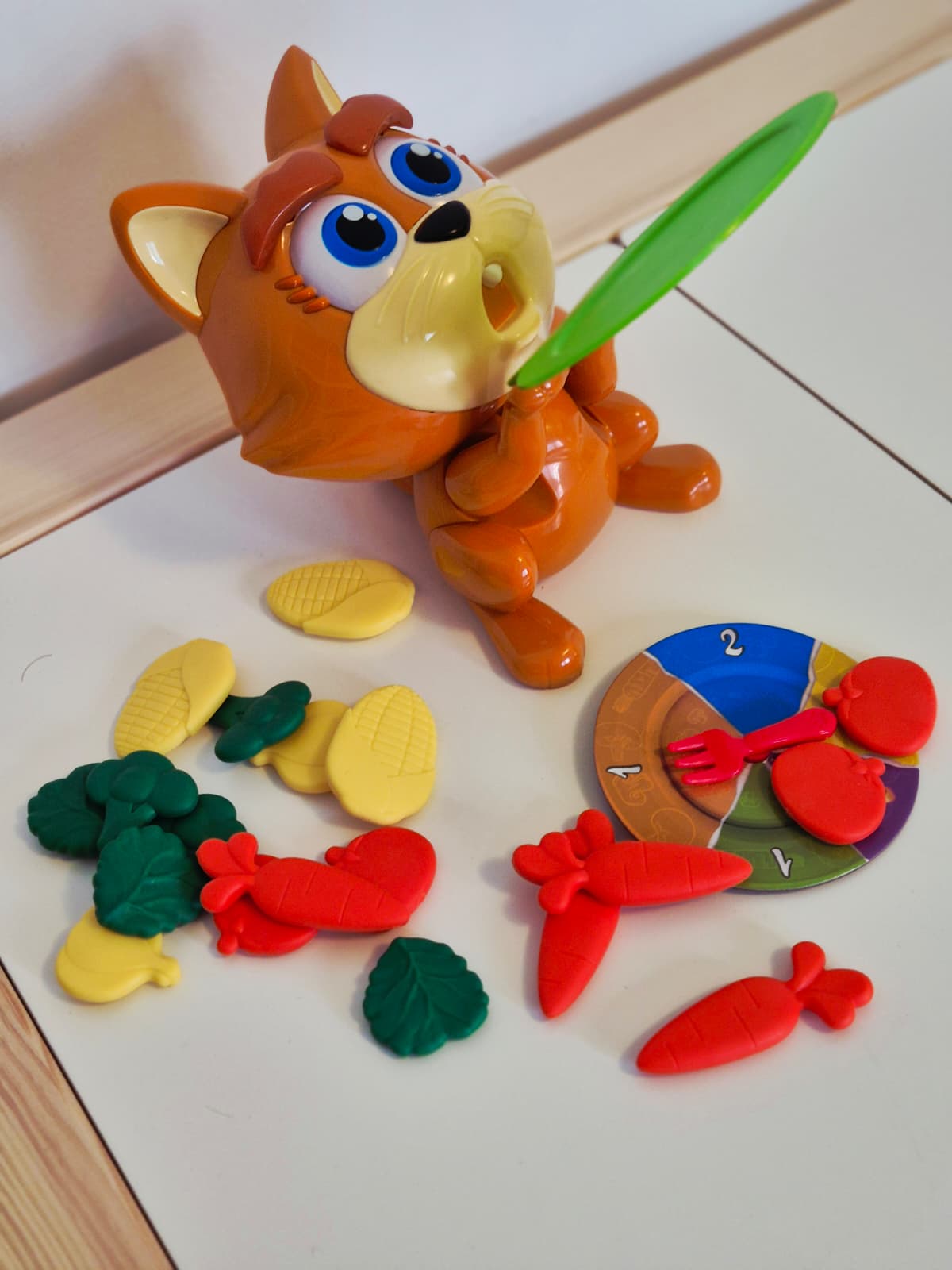 Sala de terapie senzorială cu echipament de echilibru