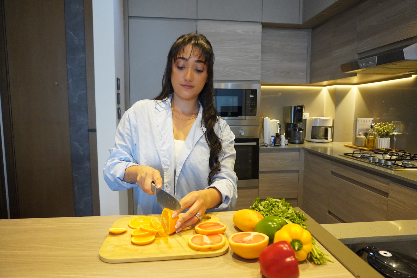 Preparing fresh ingredients