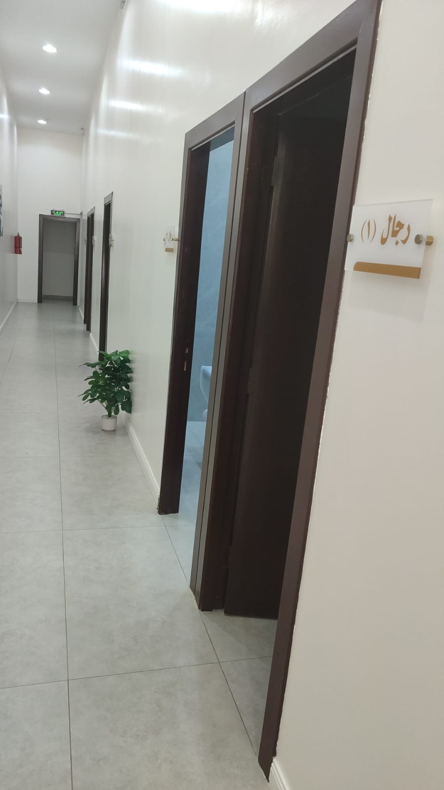 ممرات وغرف خاصة