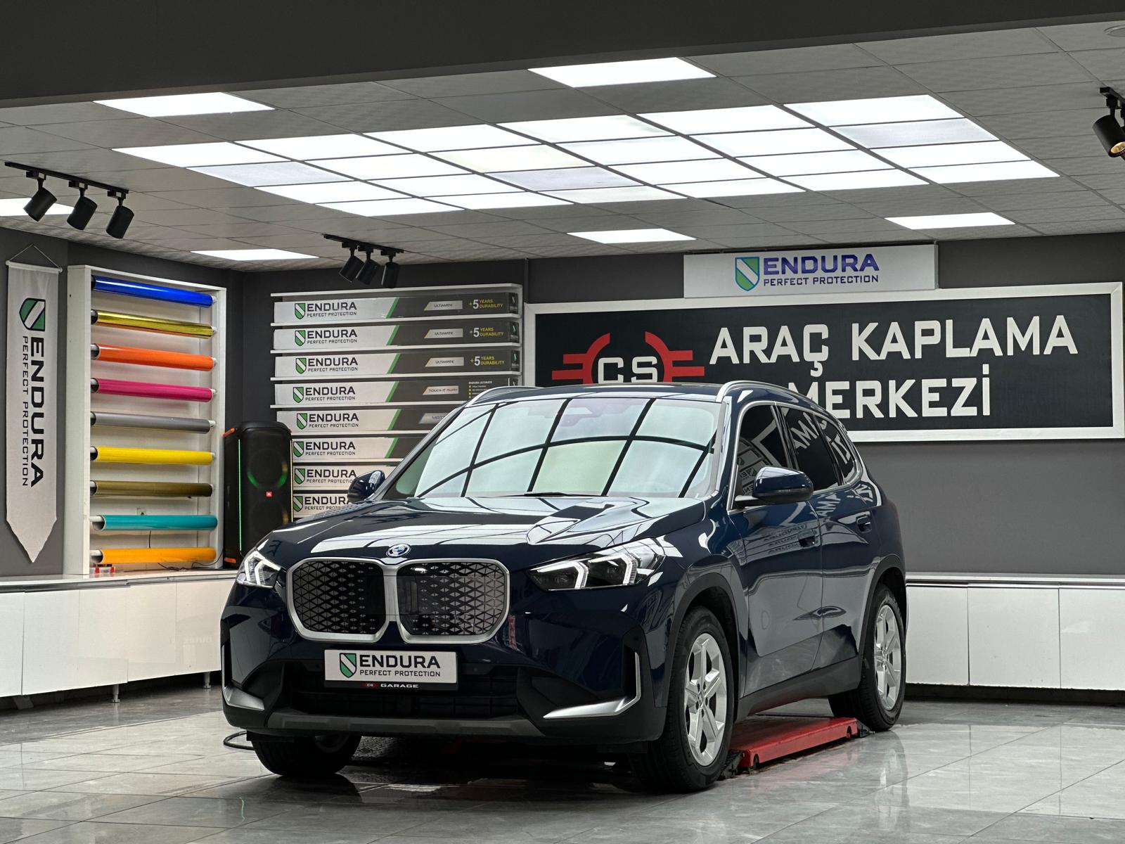 BMW iX1