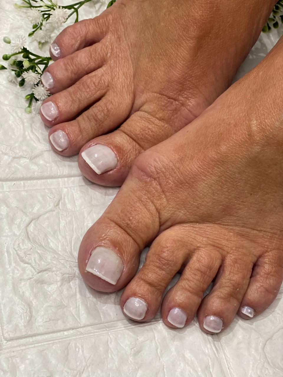 Pedicure francesa