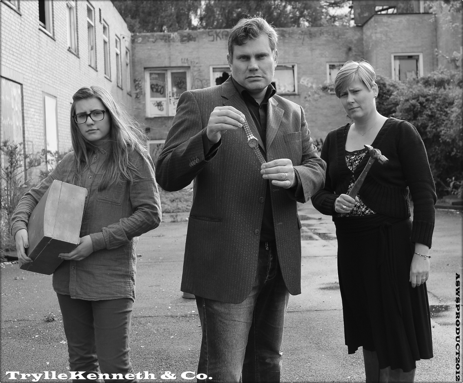 Kenneth the magician - professional black and white portrait with artistic composition