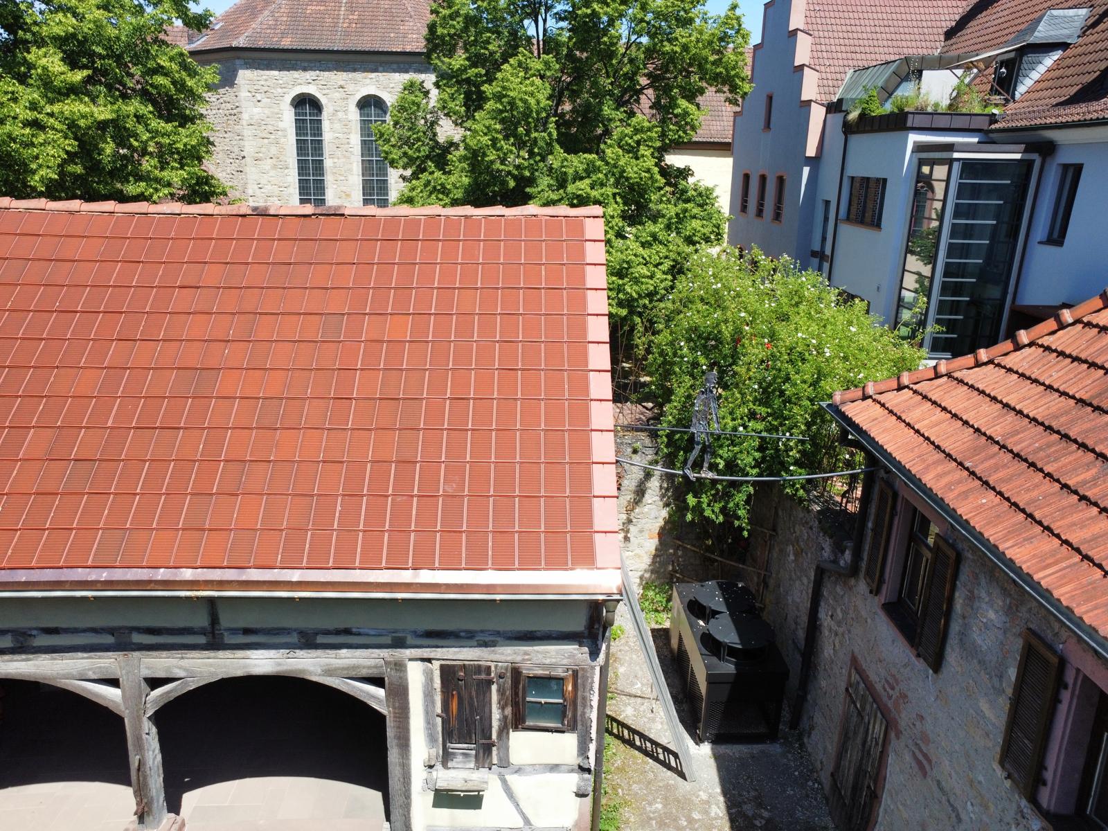 Solarziegel Projekt mit Kirche