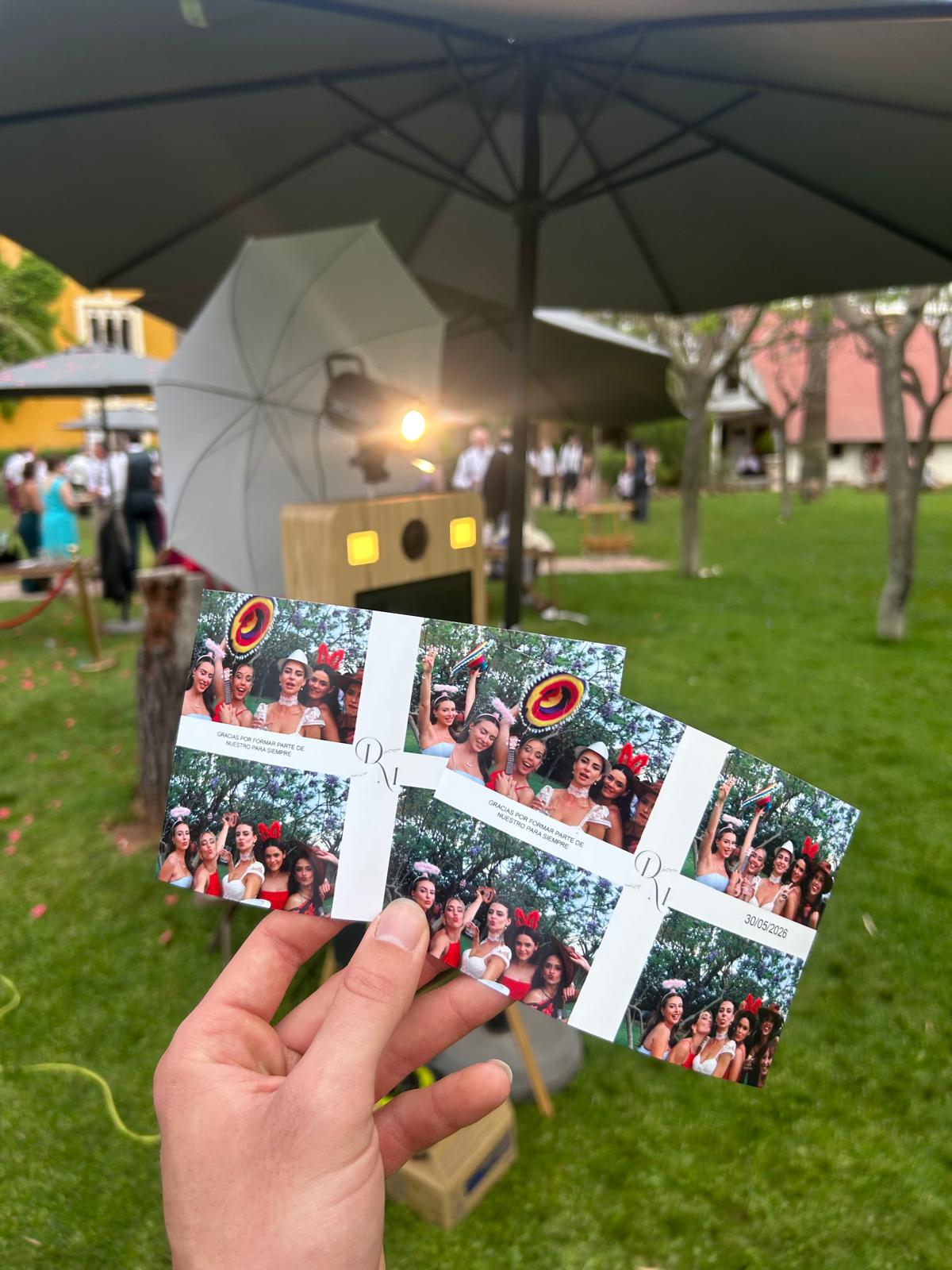 Fotos eventos con globos decorativos al aire libre