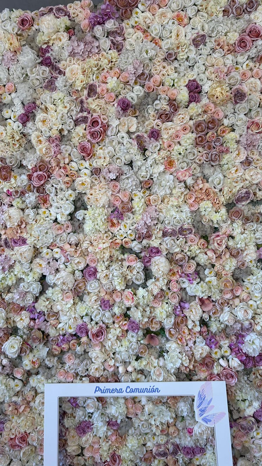 Pared de flores detalles de rosas y peonías