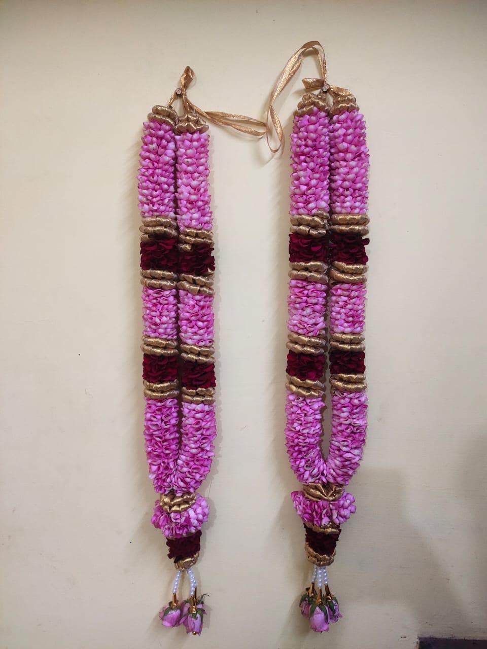 IndiaWeddingGarland_009, a pink and burgundy wedding garland