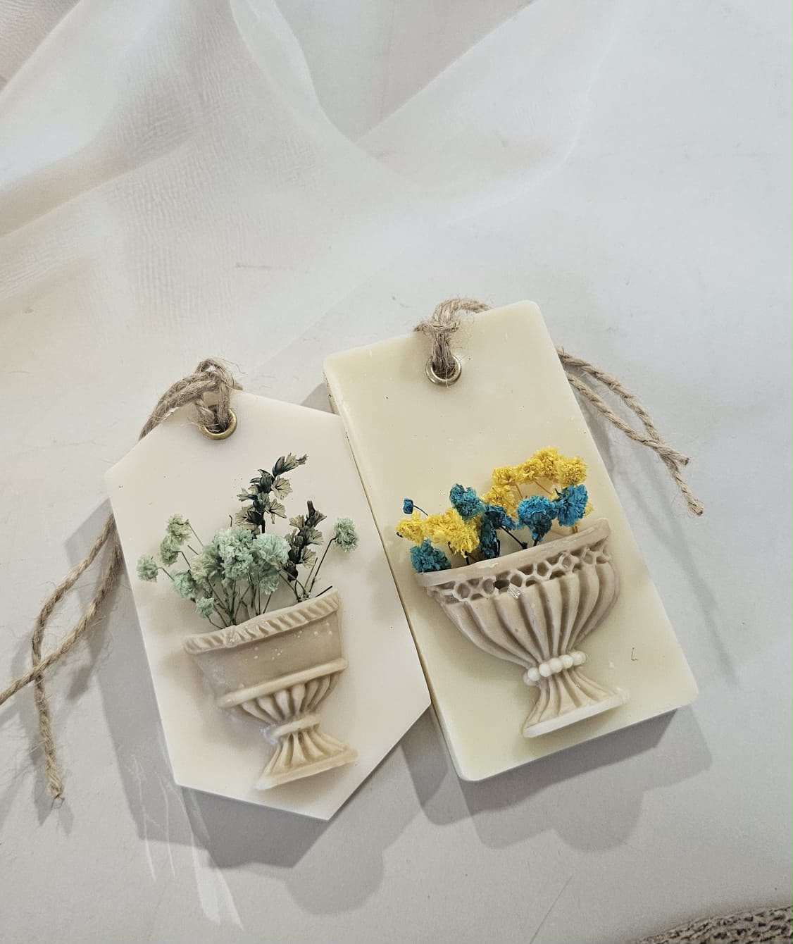 Pressed Meadow Wax Sachet