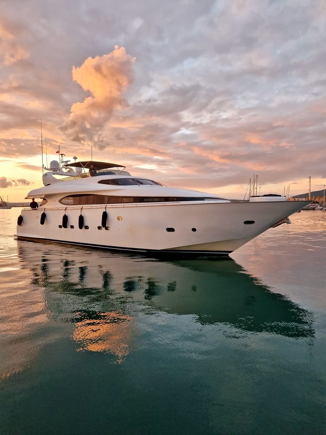 Malex Super Yacht