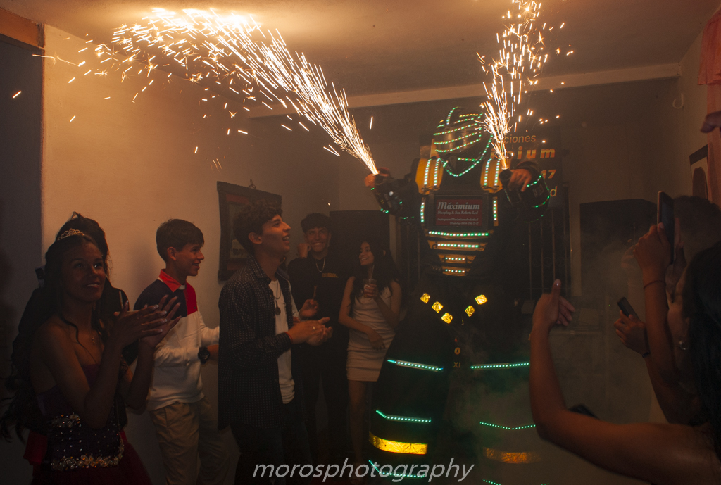 Evento con robot LED