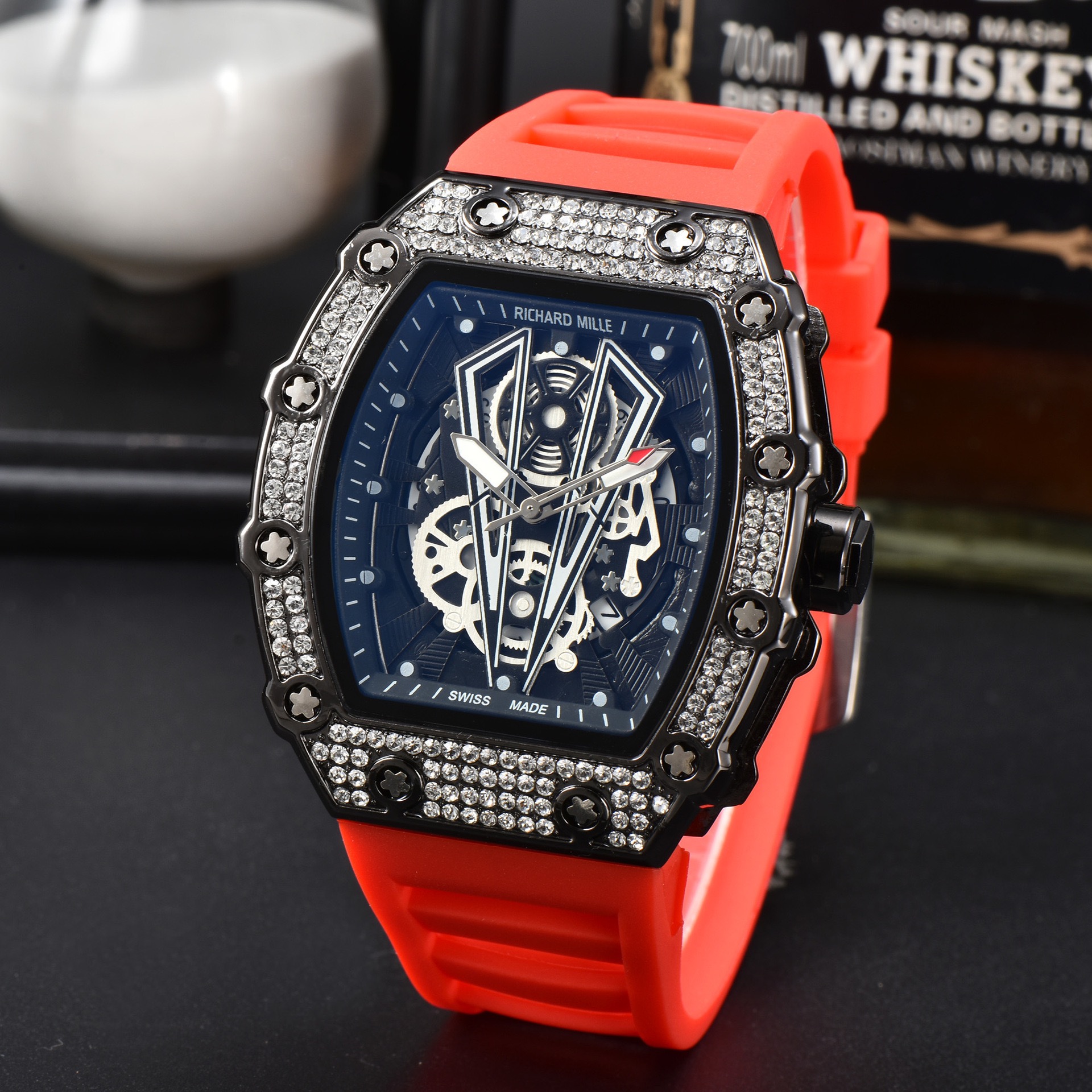 Montre de Luxe Diamant - Noir / Rouge