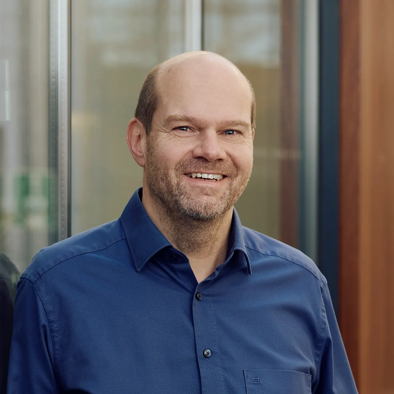 Klaus Häcker, Geschäftsführer