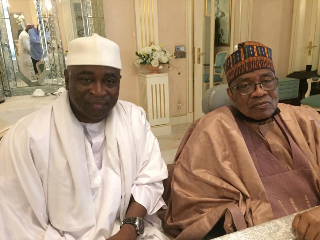 Distinguished leaders meeting