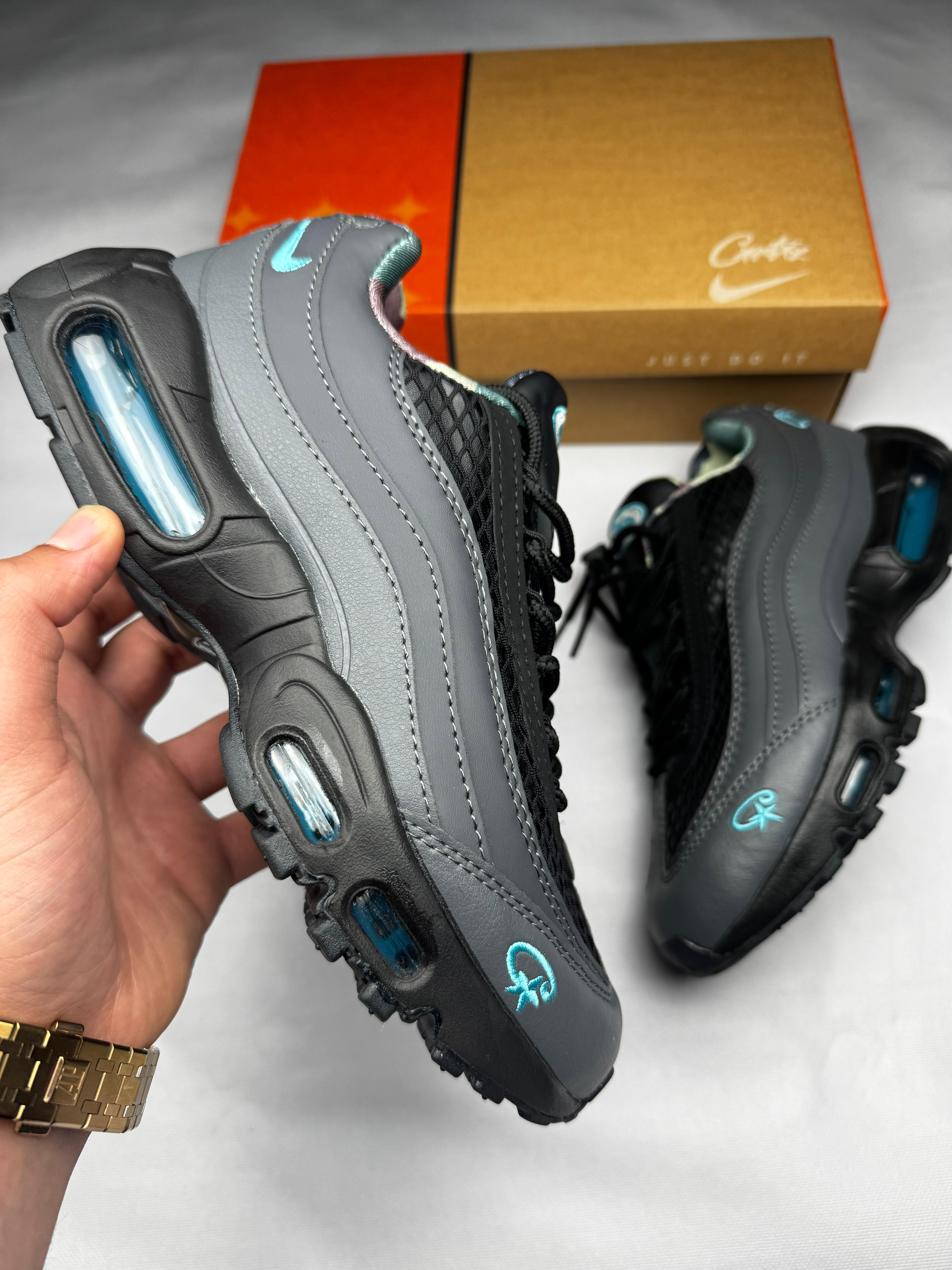 Air Max 95 x Corteiz Azules