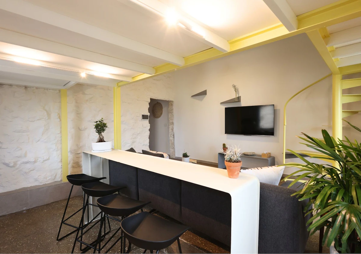 Vine Loft — photo 9