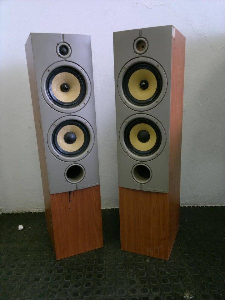 Pair of floor-standing HiFi speakers awaiting inspection