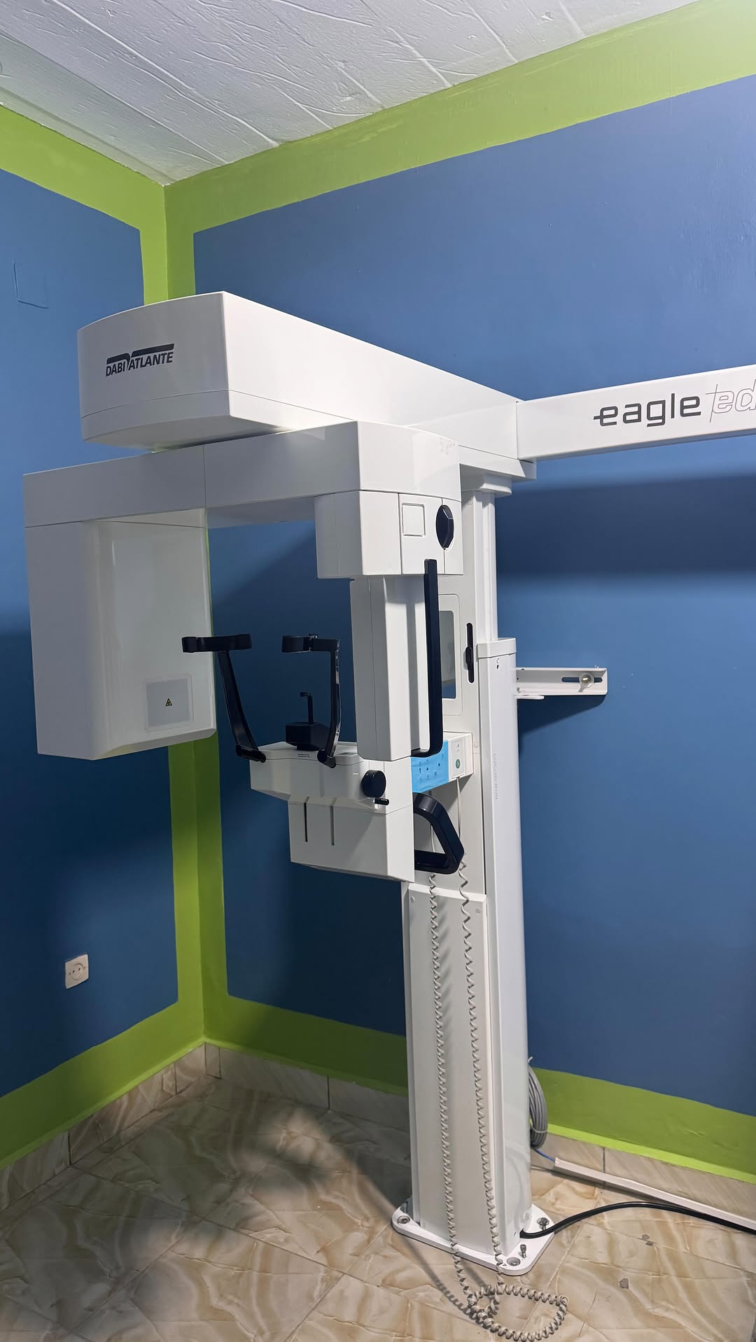 State-of-the-art dental X-ray panoramic scanning equipment at Dandenong Smile Health clinic