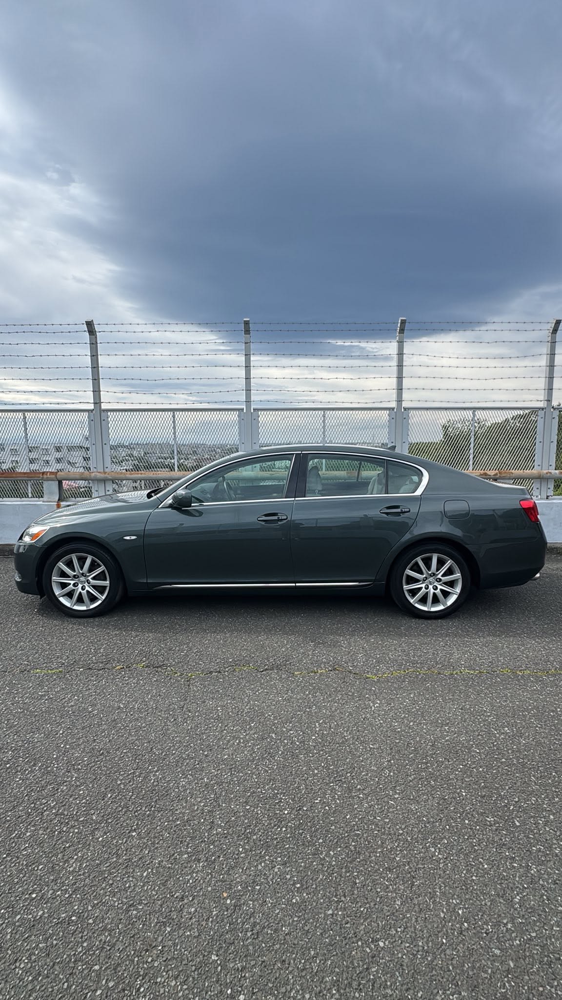 Lexus GS sedan side profile view