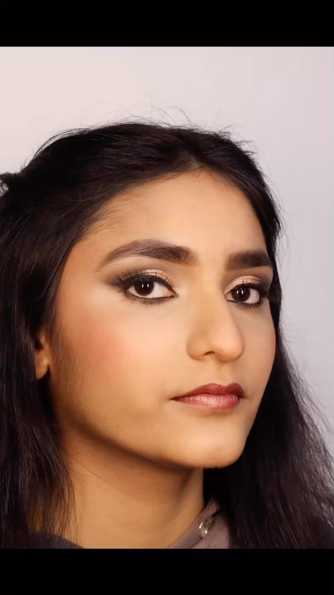 Detailed eye makeup application