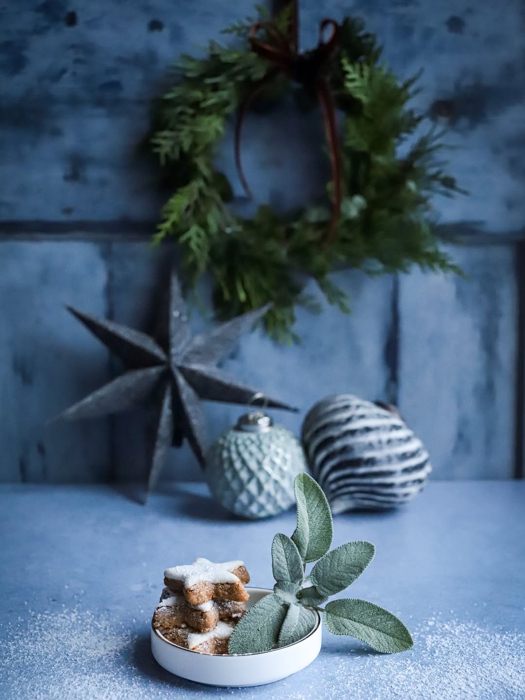 Festive wreath and ornaments — still life photography