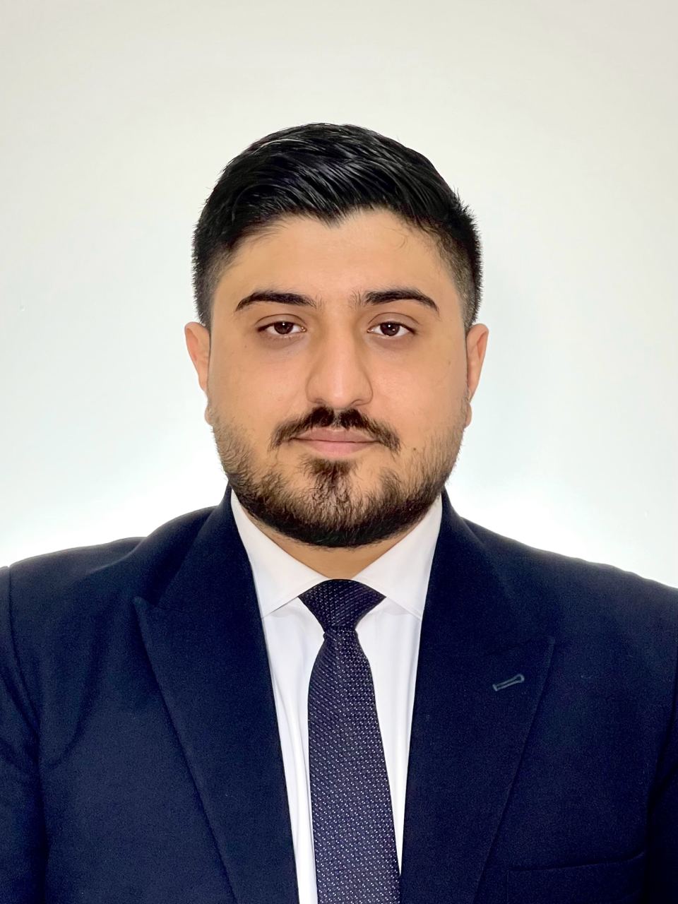 Portrait of Reza Rafiei