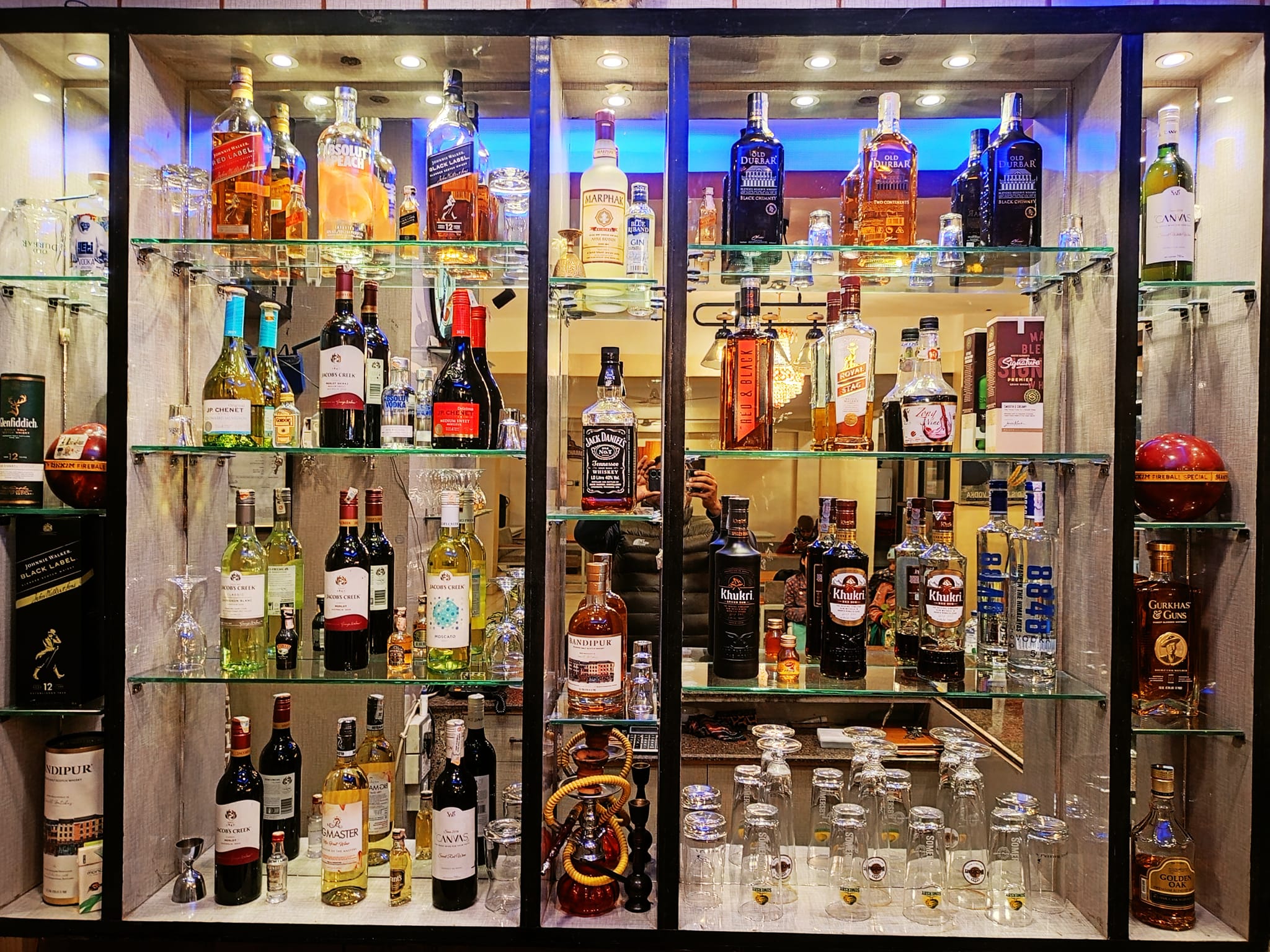 Premium Bar Lounge