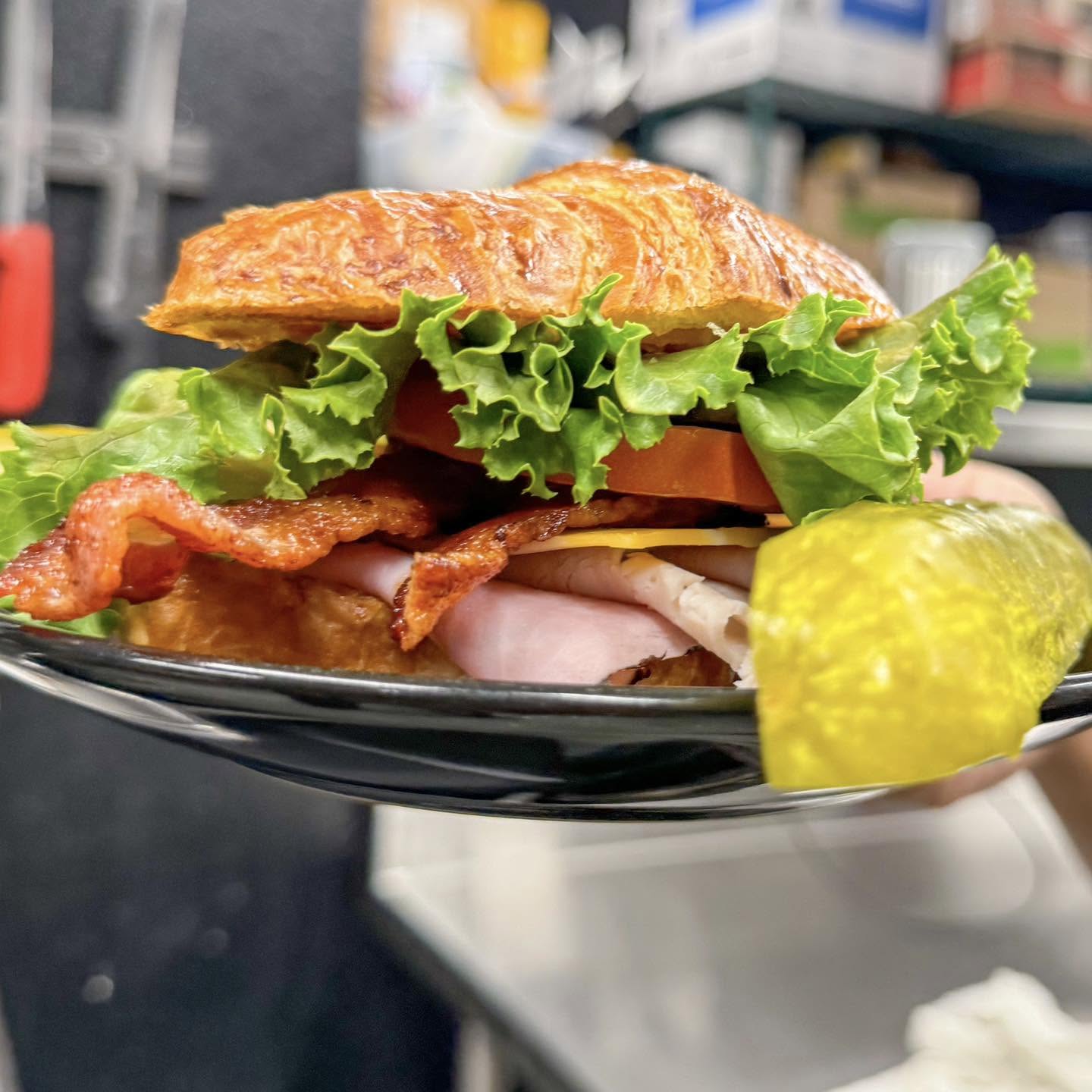 Ham sandwich with Big Red and Grippos chips
