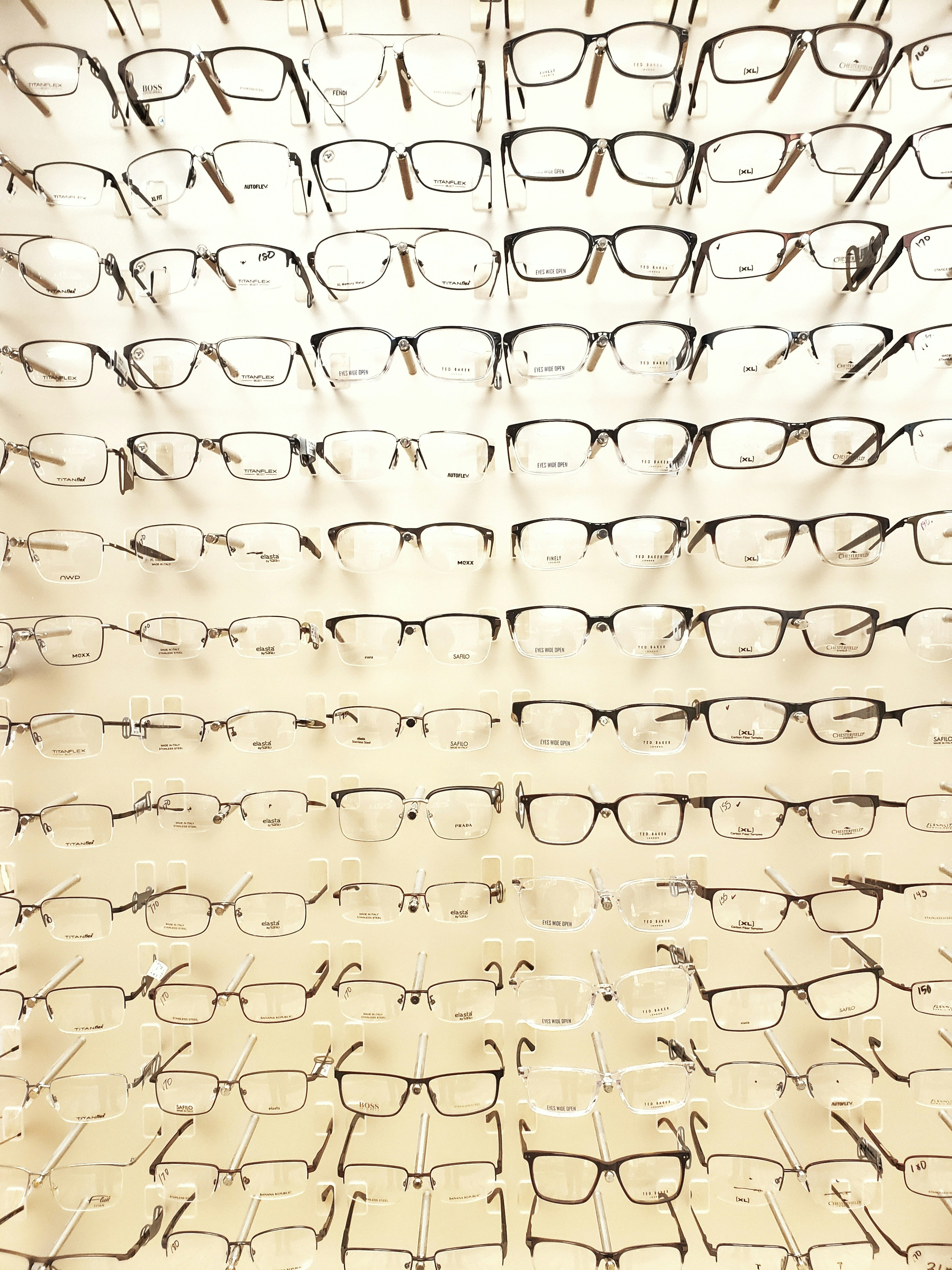 Display of various blue light filtering glasses