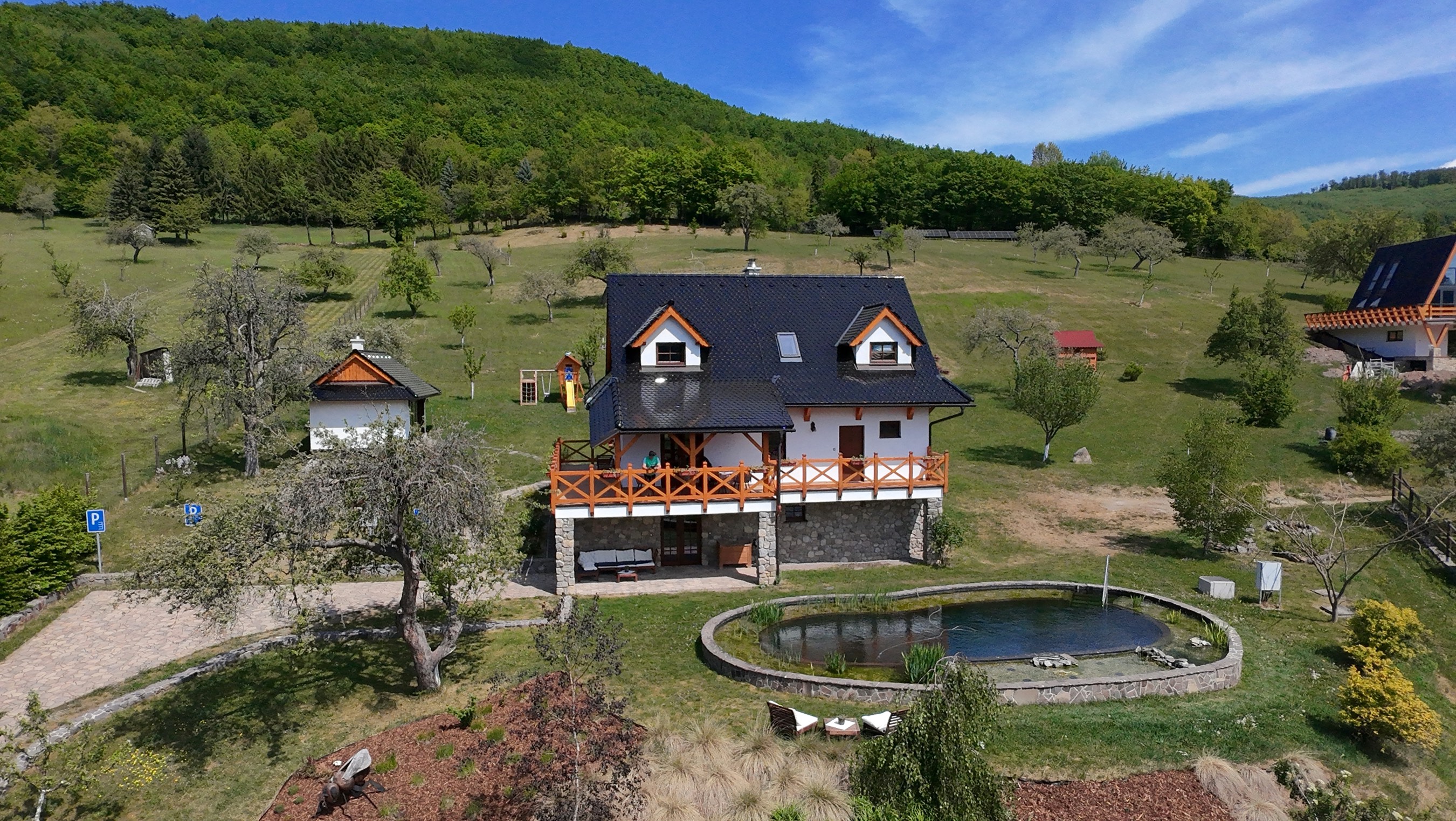 Chata Včelárik - letecký pohľad