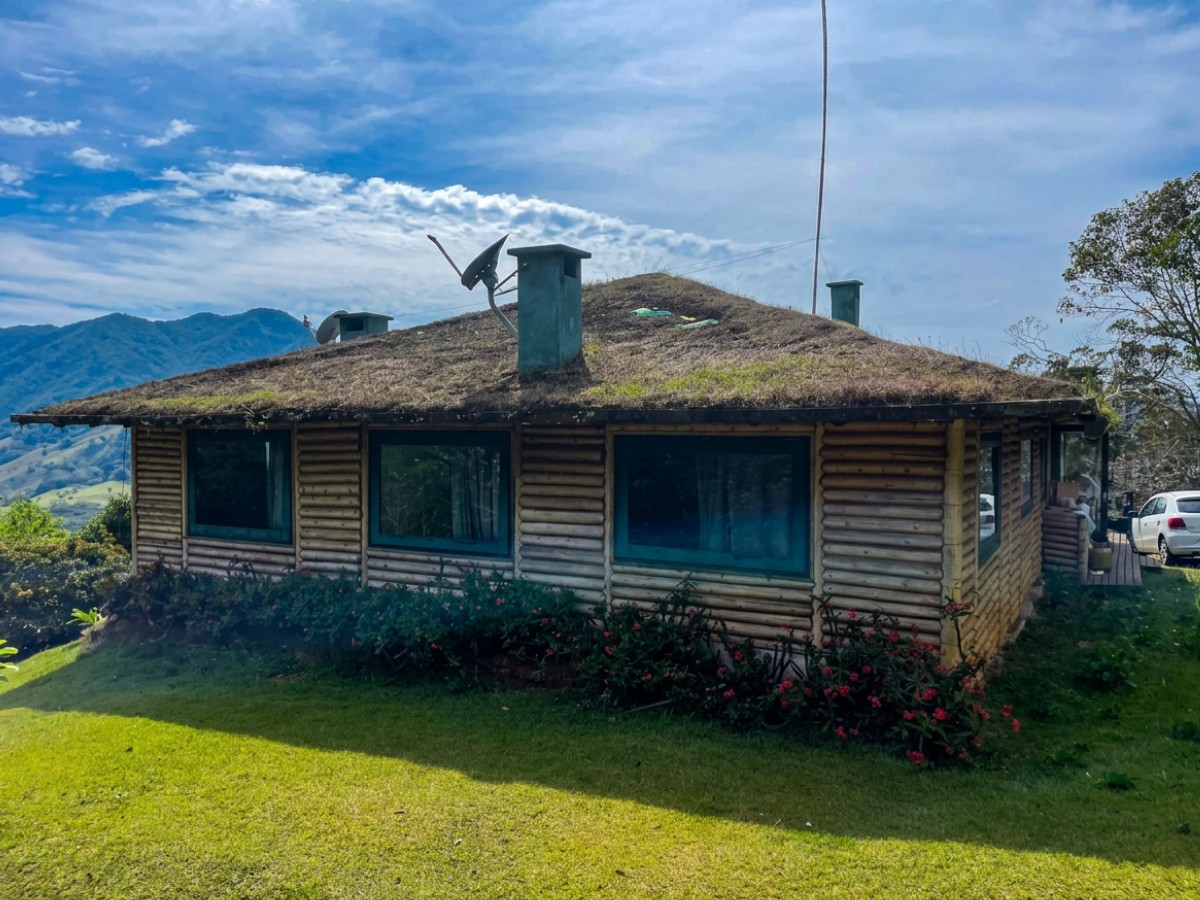 Casa Bambu Log-Cabins Santo Antônio
