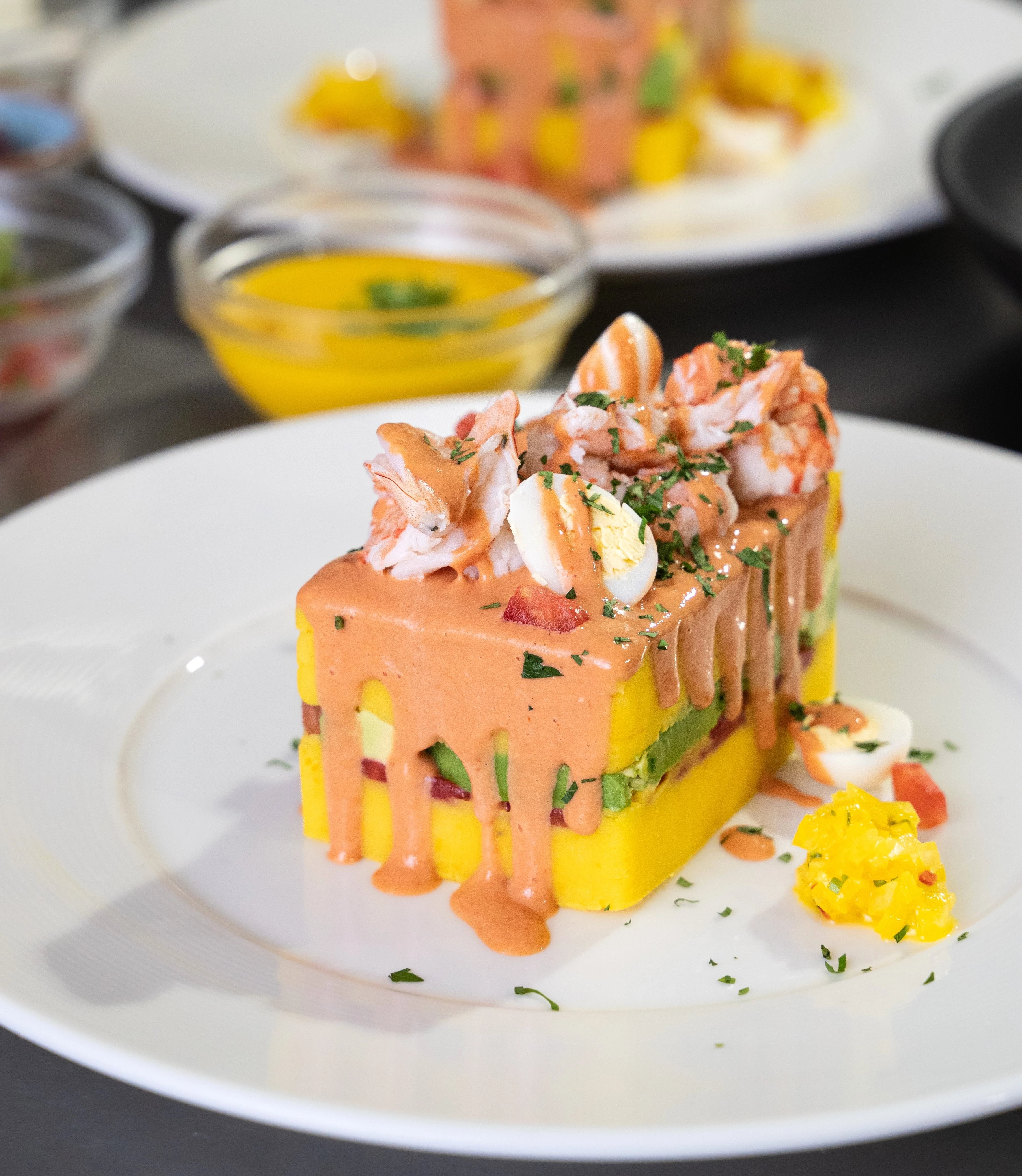 Causa Limeña con Langostinos - El Señorío de Sulco