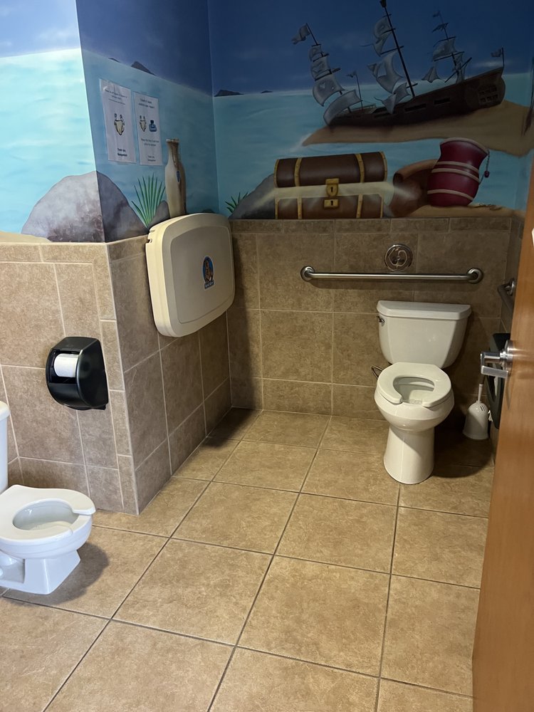 Commercial Restroom after cleaning