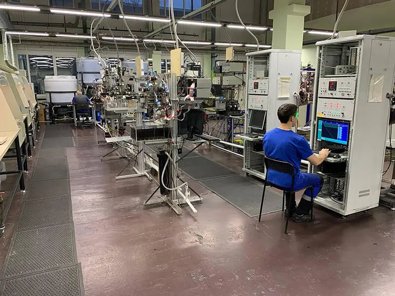 Цех EDM резки термоэлектрических ветвей