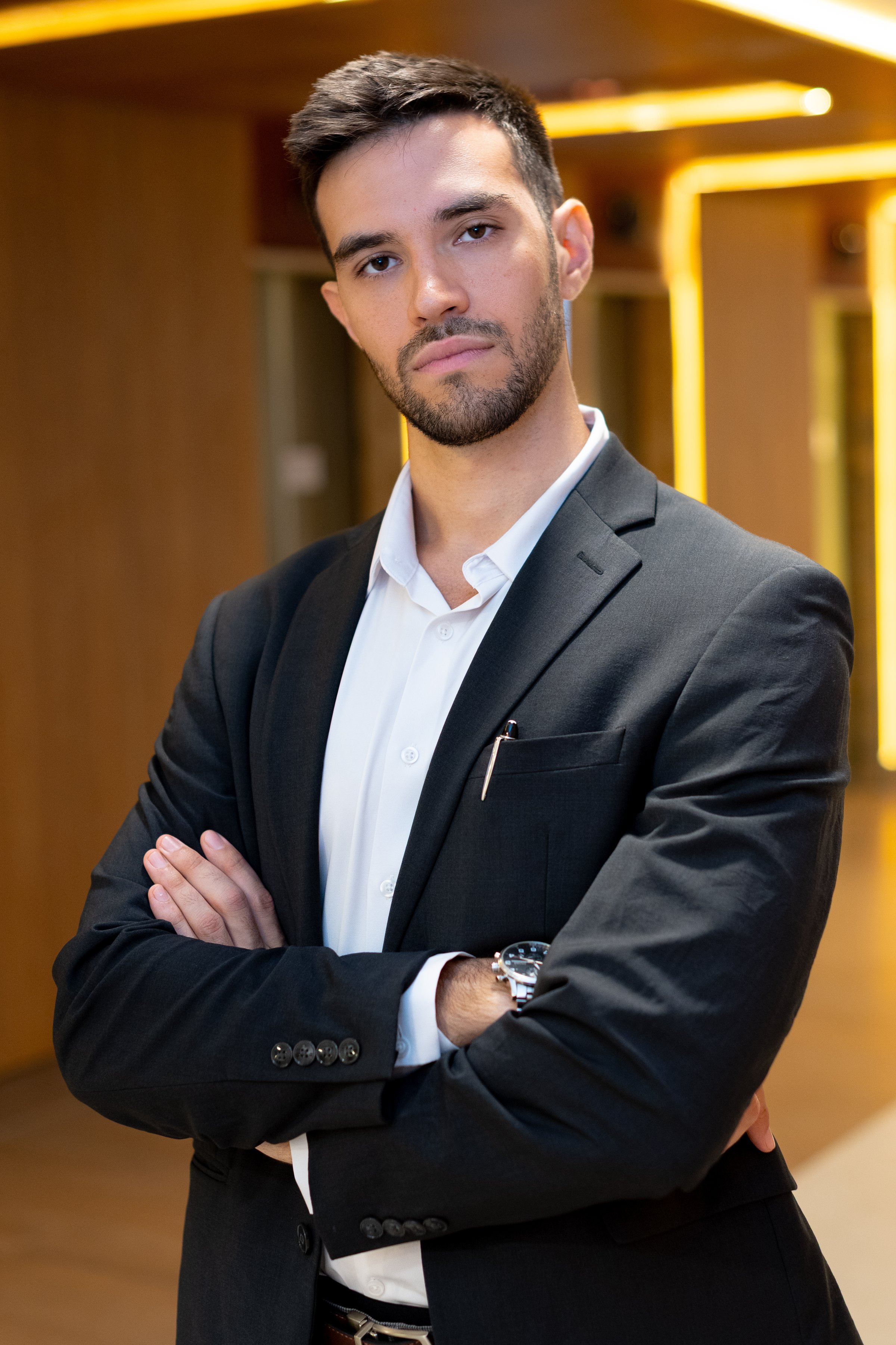 Dr. Caio Perret