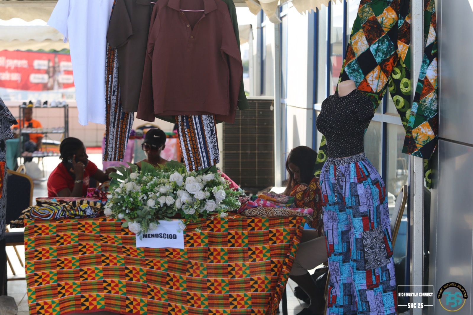 Fashion merchandise display
