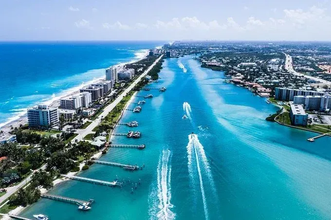 Scenic intracoastal waterway