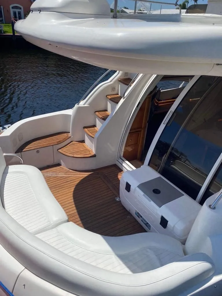 Cockpit & Stairway