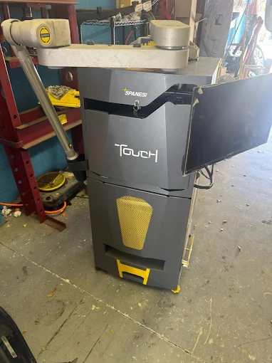 Spanesi Touch 3D measuring system used for precise collision diagnostics at Factory Finish